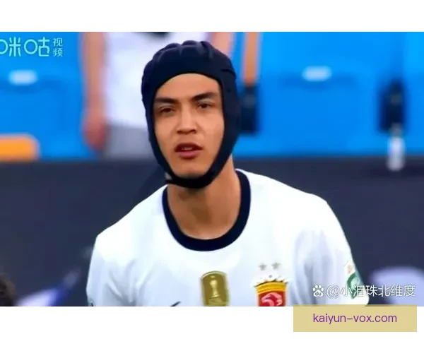 蒋光太凭借对抗优势助力球队力克对手，展现出色防守能力。