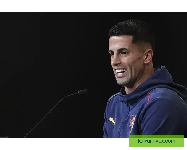 坎塞洛在葡萄牙国家队的表现稳健，继续展现出强大的防守能力与助攻潜力