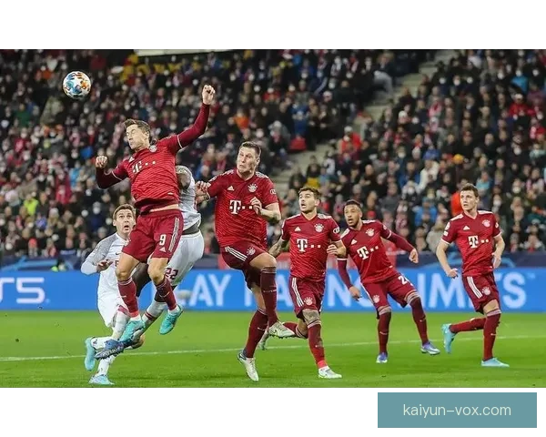 德甲积分榜榜首球队表现稳健，力争延续连胜势头